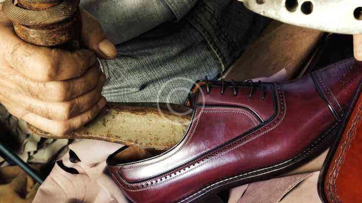How to Find The Right Cobbler for Shoe Repair